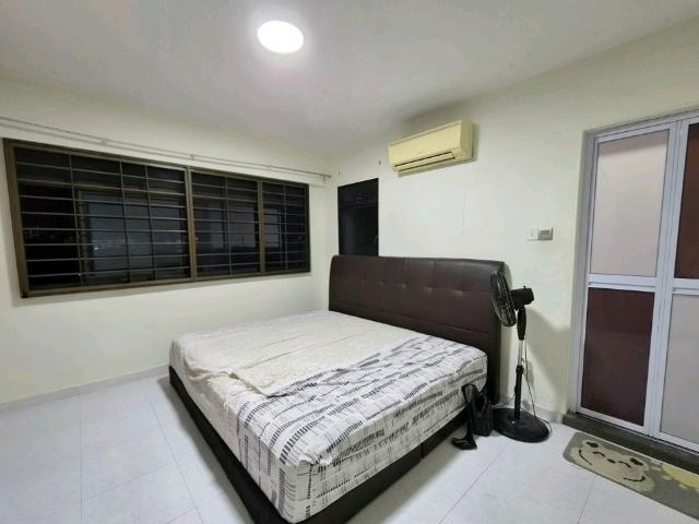 690D Choa Chu Kang Crescent HDB Apartment For Sale, $538,000, 3 Bed 2 Bath 969 sqft $555.00 psf