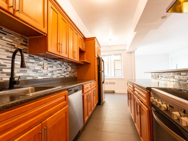 6920 6940 Fielding 506 6940 Apartment for Rent