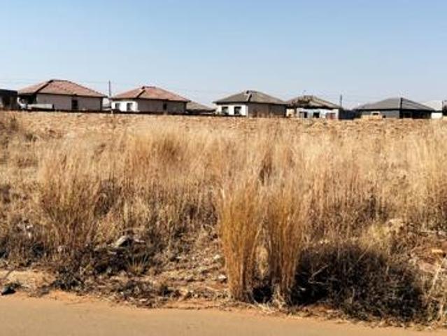 692 m² Land available in Westonaria