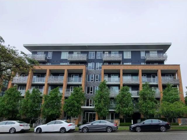 6933 CAMBIE STREET