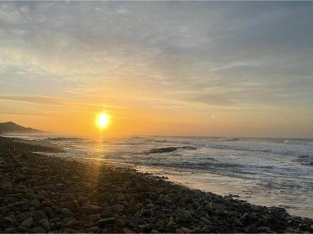 694 m² Land available in Sunrise on Sea