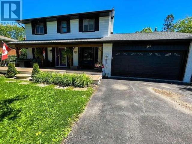 6958 Sunset Road S, Central Elgin, ON, N5P 3S8 house for sal.