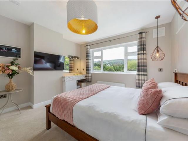 695,000 | Robin Hill, Ballymana Lane, Kiltipper, Tallaght, Dublin 24 Sherry FitzGerald Tallaght 4994 MyHome. Ie Residential