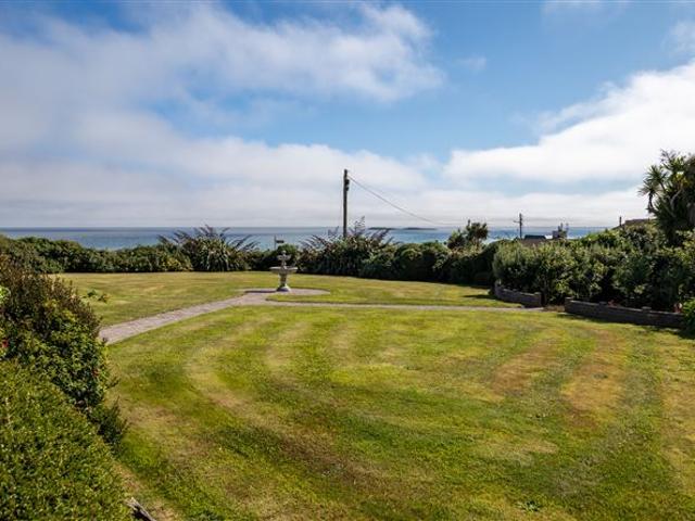 695,000 | 1 Carrick Mor, Cullenstown, Duncormick, Co. Wexford Sherry FitzGerald Radford 5014 MyHome. Ie Residential
