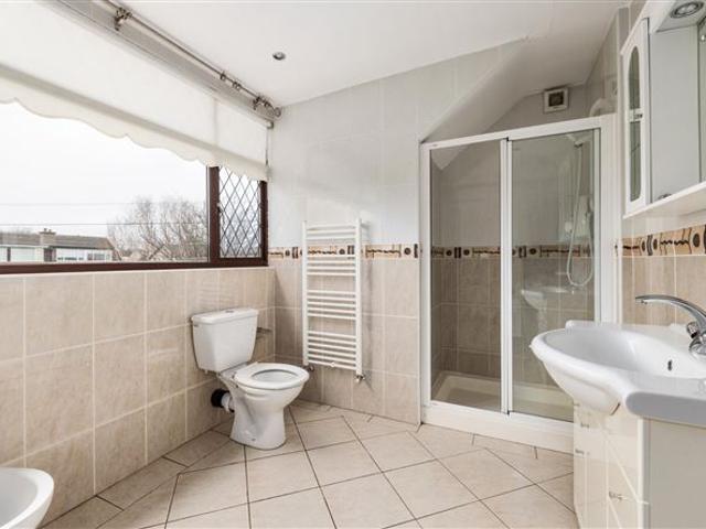 695,000 | 24 Sweetmount Drive, Dundrum, Dublin 14 Sherry FitzGerald Dundrum 4989 MyHome. Ie Residential