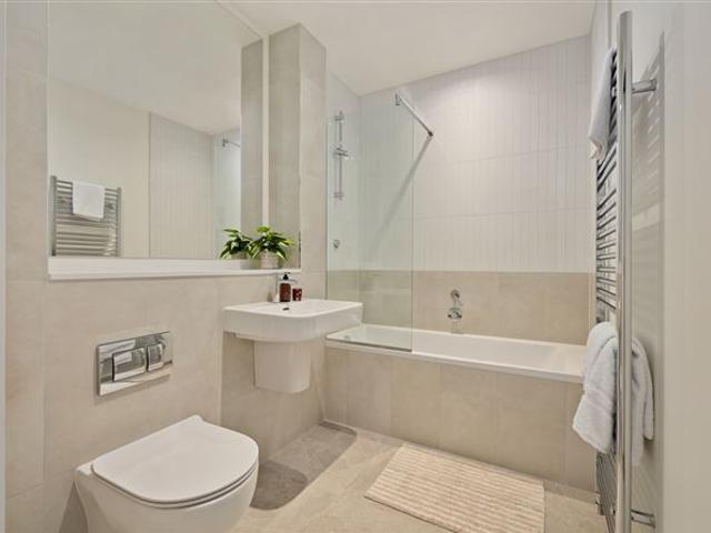 695,000 | 2 Bed Apartment, Fosters Avenue, Mount Merrion, County Dublin Savills New Homes 4977 MyHome. Ie Residential