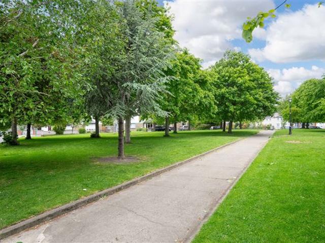 695,000 | 5 Larkfield Grove, Harold's Cross, Dublin 6W Mullery O Gara Estate Agents 4999 MyHome. Ie Residential