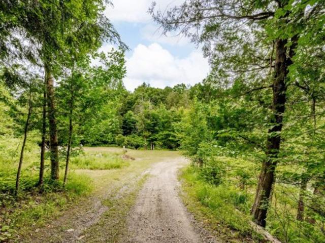 695 Ch. De Stanstead, Ogden, QC, J0B 3E3 vacant land for sale | Listing ID 28819 | Royal LePage