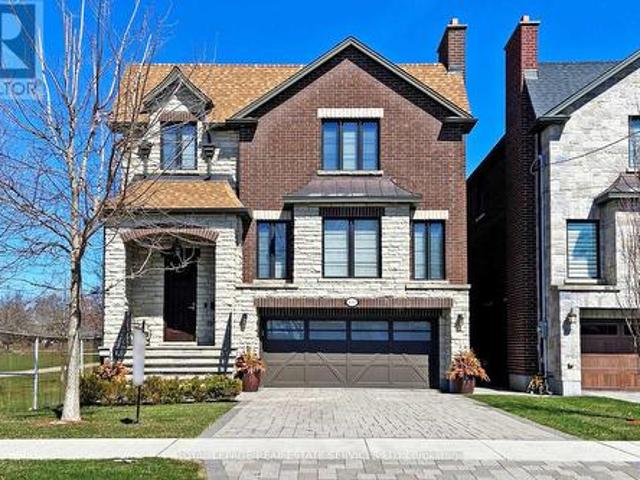 696 Glengrove Avenue, Toronto, ON, M6B 3J7 house for sale | Listing ID C12091 | Royal LePage