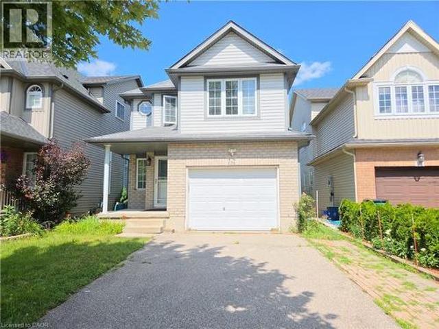 696 Wild Ginger Avenue, Waterloo, ON, N2V 2T2 house for lease | Listing ID 40850 | Royal LePage