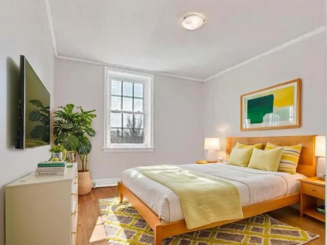 697 701 Eglinton Avenue W 1 Bedroom Apartment for Rent at 697 Eglinton Ave W, Toronto, ON M5N 1C6 Forest Hill