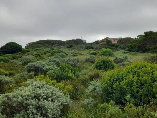 697 m² Land available in Kleinbaai
