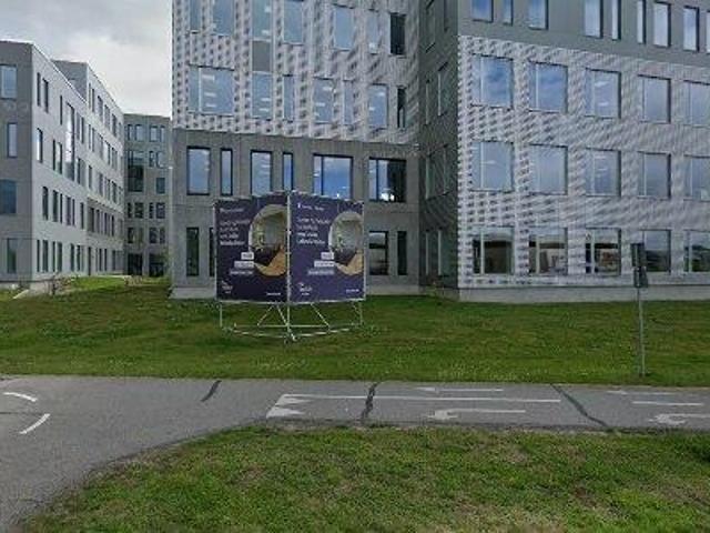 699 m2 kontor til leje i Risskov