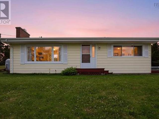 699 Upper Lakeville Road, Upper Lakeville, NS, B0J 1P0 house for sale | Listing ID 202613 | Royal LePage
