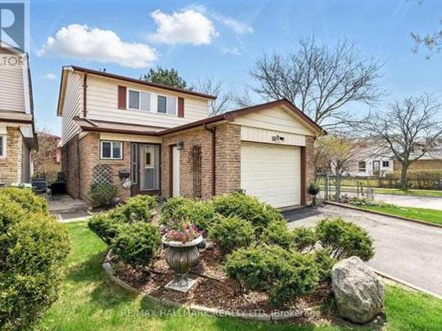 69 White Heather Boulevard, Toronto, ON, M1V 1P7 house for sale | Listing ID E12112 | Royal LePage