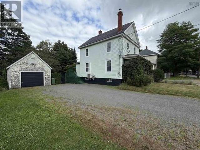 69 Alice Street, Truro, NS, B2N 2M8 house for sale | Listing ID 202618 | Royal LePage