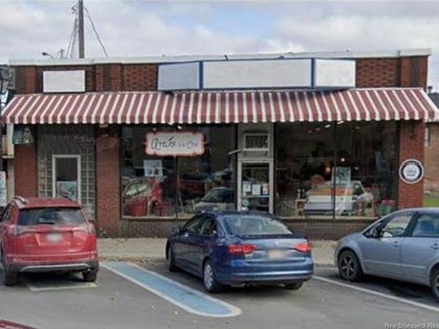 69 Canada Rd, Edmundston, NB, E3V 1S3 commercial for sale | Listing ID NB130898 | Royal LePage