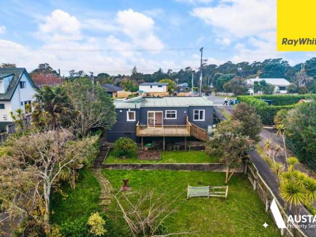 69 Konini Road, Titirangi, Waitakere City