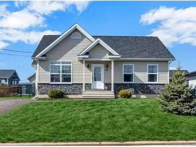 69 Mathias St, Dieppe, NB, E1A 9H7 house for sale Listing I.