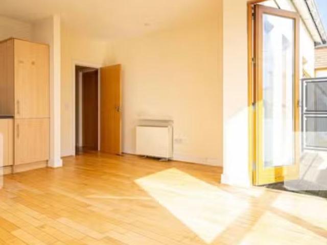 69 Rivervale, River Road, Dublin 15, Ashtown, Dublin 15, D15KP.