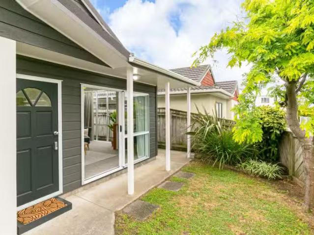 6 Macalister Place, Miramar, Wellington City