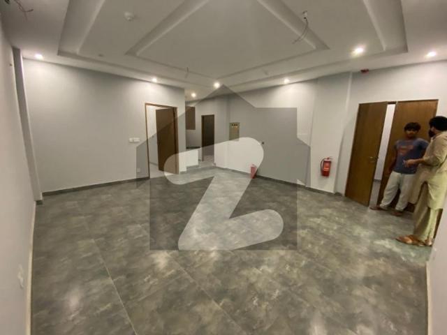 6 Marla Beautiful Flat Available For Rent Near All Facilities Prime location EME Society