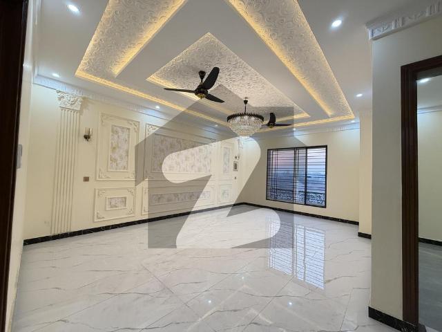6 Marla Beautiful Spanish House For Sale In Diamond City
