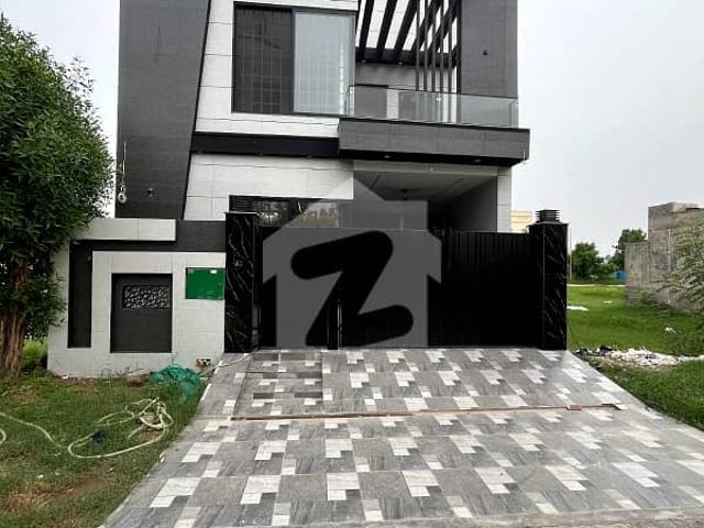 6 Marla Brand New Double Heighted House For Sale