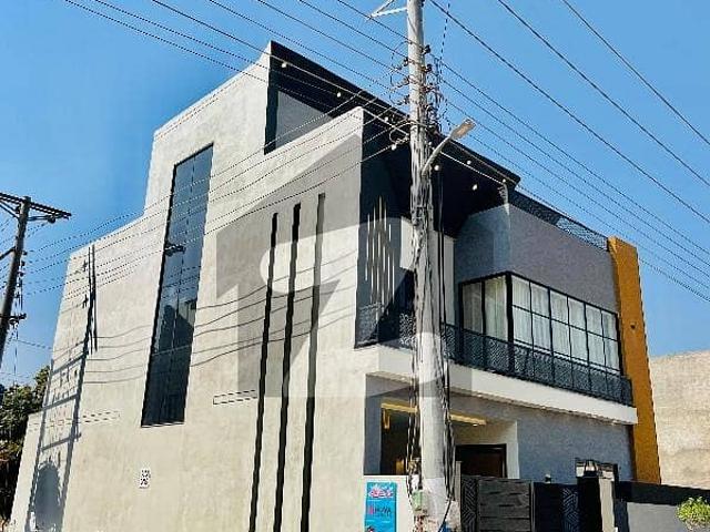6 Marla Corner Triple Storey Manik Block Buch Villas