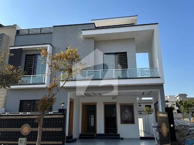 6 Marla Double Unit House Available For Sale in Mumtaz City Ravi Block Islamabad