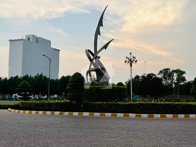 6 Marla Facing Park Plot For Sale Prime Location In Phase 1 Dream Gardens Lahore