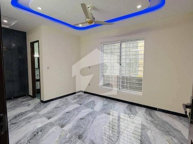 6 Marla 1st Floor+2nd Floor For Rent I 11/1 Main Road Metro Cash And Carry Road