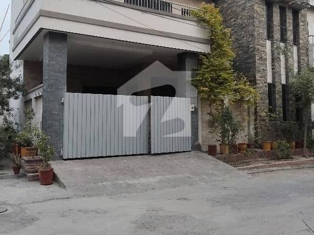 6 Marla 2 Storey Corner House For Sale In TNT Colony Satyana Road Faisalabad