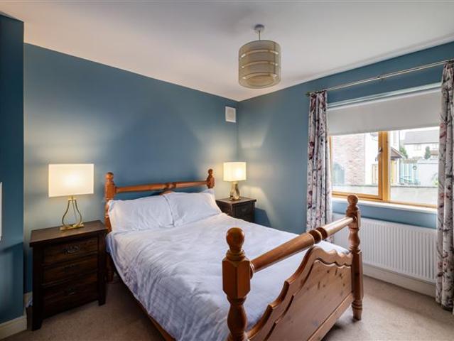 6 Marlmount Way, Old Dublin Road, Dundalk, Co. Louth Sherry FitzGerald Carroll 4827 MyHome. Ie Residential