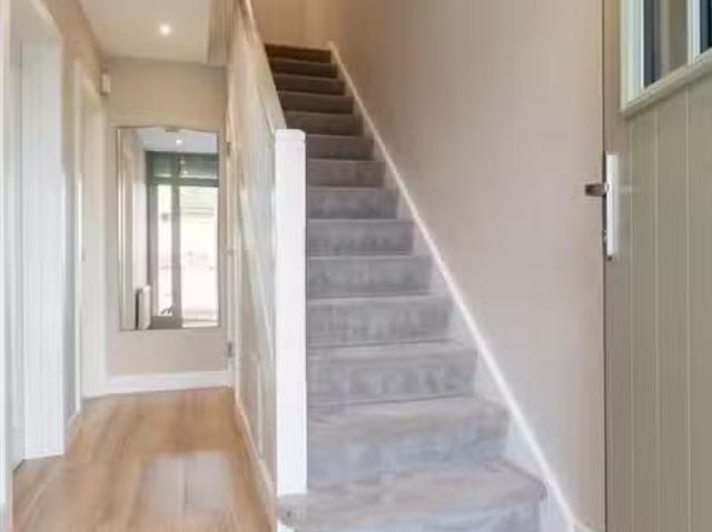 6 Maryfield Drive, Artane, Dublin 5, D05 C7W4