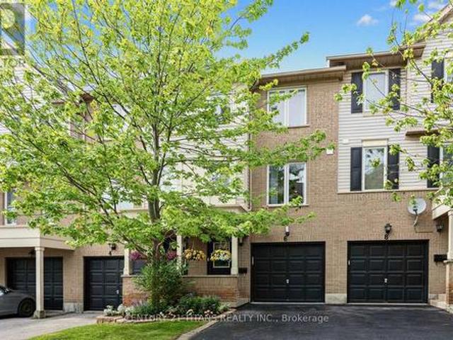 6 Mcgonigal Lane, Ajax, ON, L1T 4G9 townhouse for sale | Listing ID E13546 | Royal LePage