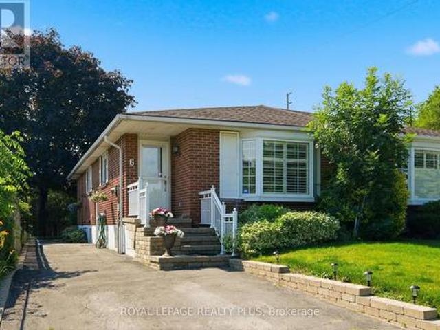 6 Merrydrew Court, Mississauga, ON, L5M 1W7 house for sale | Listing ID W13535 | Royal LePage