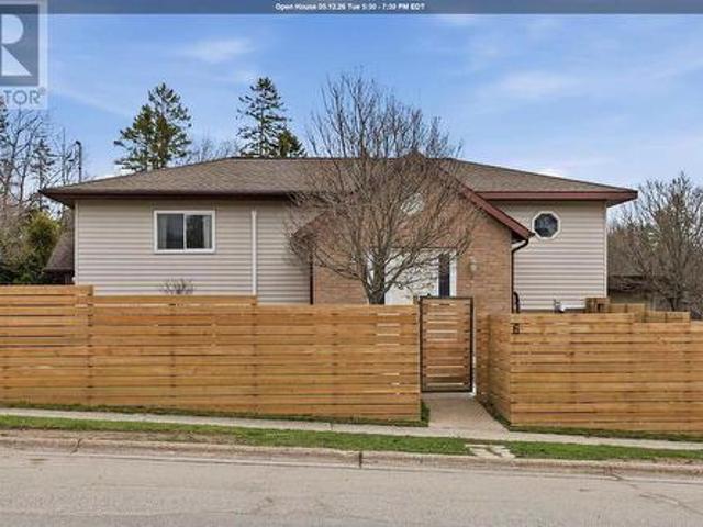 6 Moluch St, Sault Ste. Marie, ON, P6B 3G8 house for sale | Listing ID SM260948 | Royal LePage