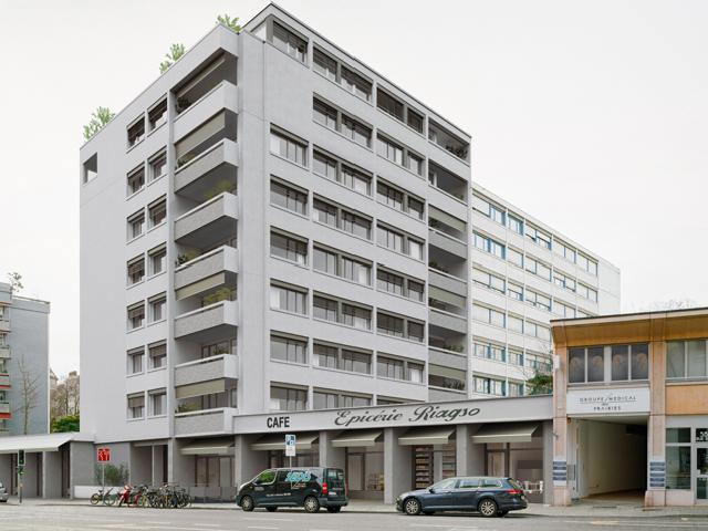 6 NOUVEAUX logements de 4 pièces entre 58 m2 et 71 m2, au 7ème et 8ème étage créés dans le cadre d'une surélévation: Loyer mensuel entre CHF 2'430. et CHF 2'900. + charges CHF 160.. VISITE groupée le 10/06/2026 de 16h à 17h30, directement sur place