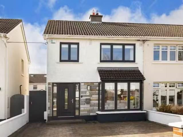 6 Osprey Avenue, Templeogue, Dublin 16 is for sale