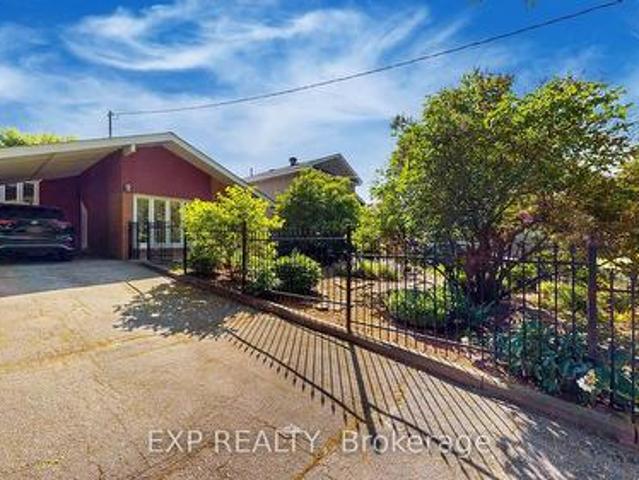 6 Abbottswood Road, Toronto, ON, M1P 3P1 house for sale | Listing ID E13082 | Royal LePage