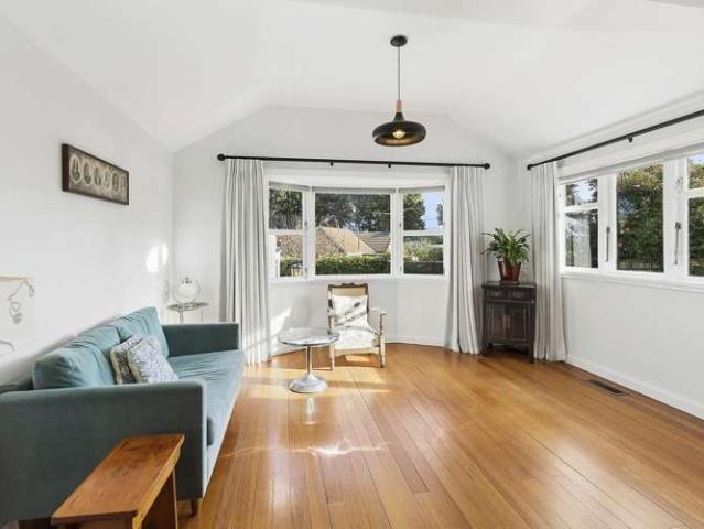 6 Ashleigh Crescent, Miramar, Wellington City