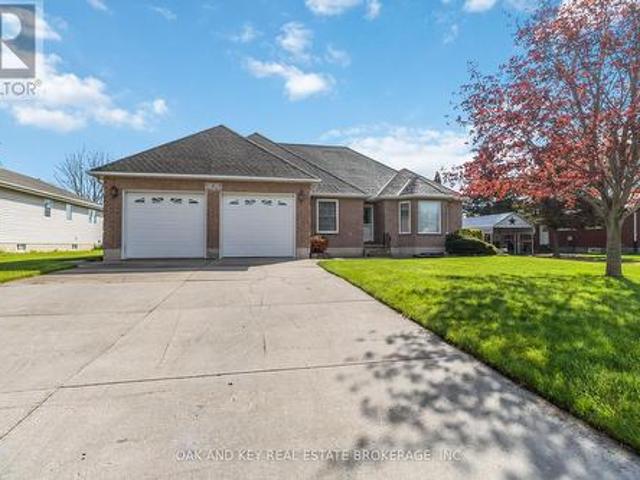6 Backus Drive, Norfolk Port Rowan, ON, N0E 1M0 house for sale | Listing ID X13107 | Royal LePage