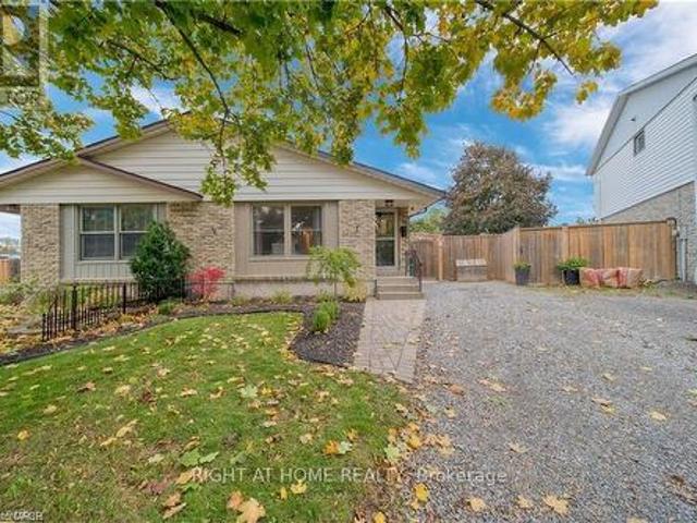 6 Bardadyn Court, St. Catharines, ON, L2N 6R2 house for sale | Listing ID X13626 | Royal LePage