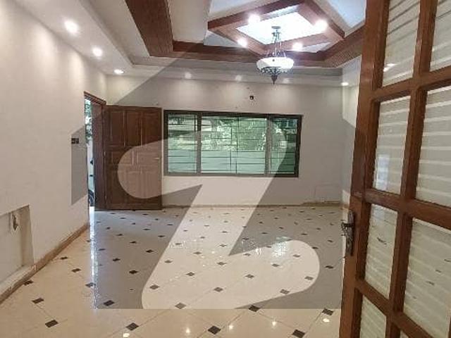 6, Bed House 3 Storey