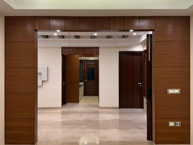 6+ Bedroom 375 Sq.Mt. Independent House in Sector 55 Noida Listing ID: #10238