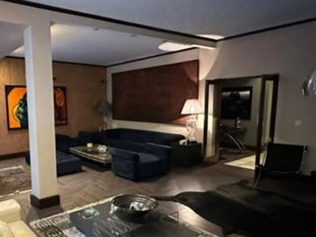 6+ Bedroom 500 Sq.Yd. Independent House in Panchsheel Park Delhi Listing ID: #10186