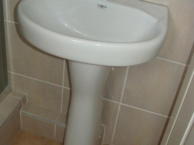 6 Bedroom Apartment / Flat For Sale in Glenwood