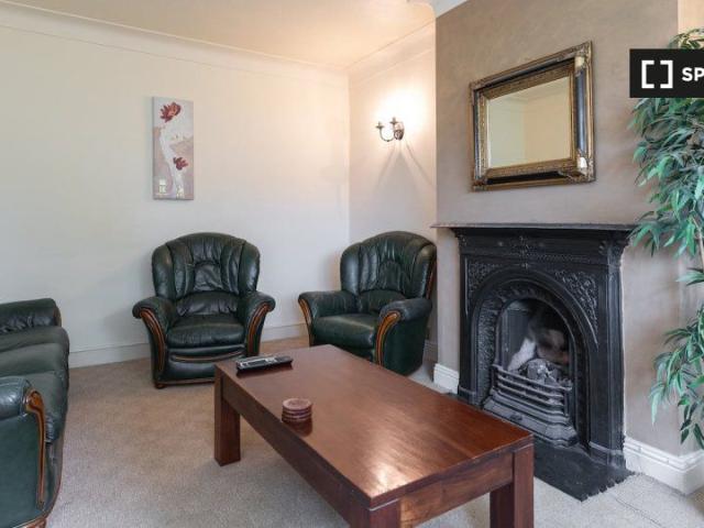 6 bedroom apartment for rent in Esker North, Dublin
