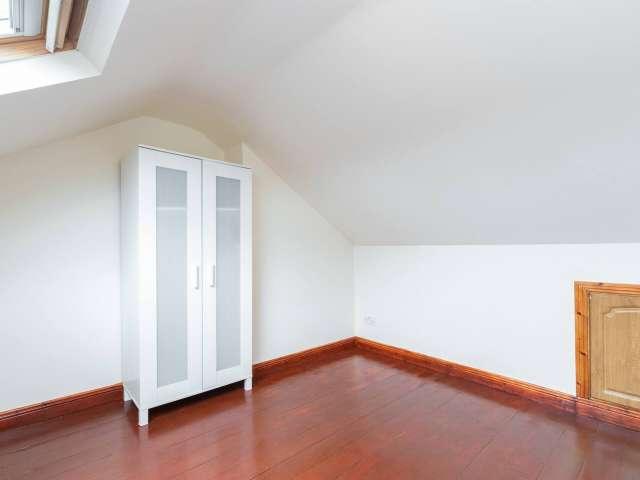 6 bedroom apartment for rent in Esker North, Dublin